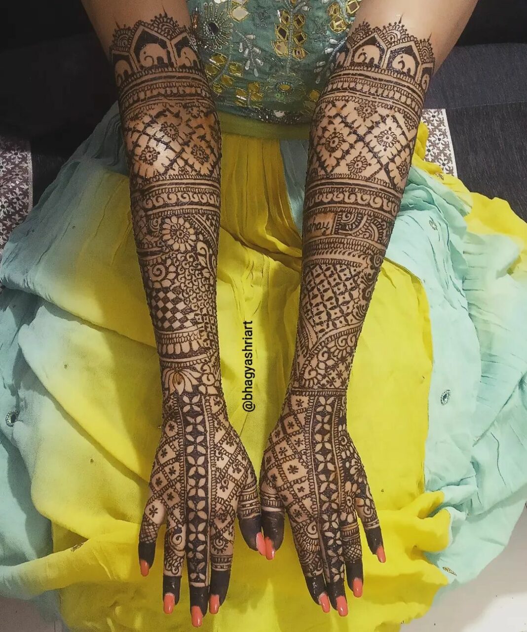 53 Modern Back Hand Mehndi Designs for Wedding, Engagement & Karwa ...